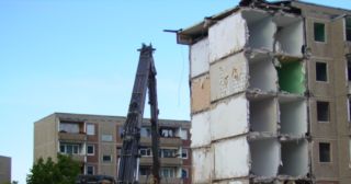 Демонтаж 5 этажного дома Саяногорск, цена от 3672 руб.