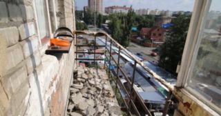 Демонтаж балкона Саяногорск, цена от 2948 руб.