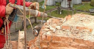 Демонтаж дымовых труб в Саяногорске - профессиональные услуги от Сварной-Снг от 518 руб.
