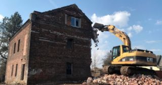 Демонтаж кирпичного дома Саяногорск, цена от 2948 руб.