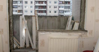 Демонтаж подоконного блока в Саяногорске – услуги по доступным ценам от 1552 рублей